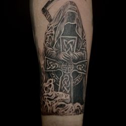 Body Piercing Unlimited & Tattoo - Black and grey work by dario