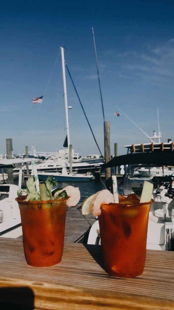 Dockside Restaurant & Bar