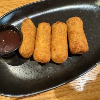 Latin Cafe 2000 - The ham croquettes - Latin American Near Me - Miami, Florida