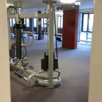 ELIXIA - ...vielleicht auch mal was Sinnvolles für den Körper tun... - Gyms Near Me - Berlin, BE