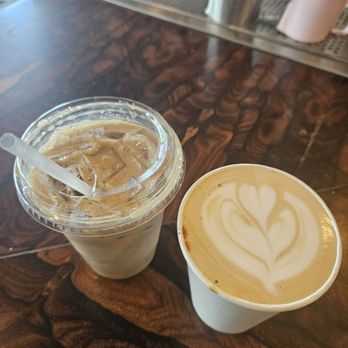 Comet Coffee & Microbakery - Coffee & Tea Near Me - Saint Louis, Missouri
