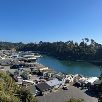 Harbor Lite Lodge - Harbor view from the balcony - Hotels Near Me - Fort Bragg, California