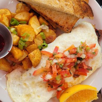 Miracle Mile Cafe - Egg white omlette - Breakfast & Brunch Near Me - San Rafael, California Miracle Mile Cafe - Egg white omlette - Breakfast & Brunch Near Me - San Rafael, California