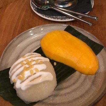 Wayla - Desserts , mango sticky rice and coconut ice cream with peanut - Thai Near Me - New York, New York