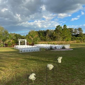 The Manor Days Estate and Venue - Ceremony - Venues & Event Spaces Near Me - St. Cloud, Florida
