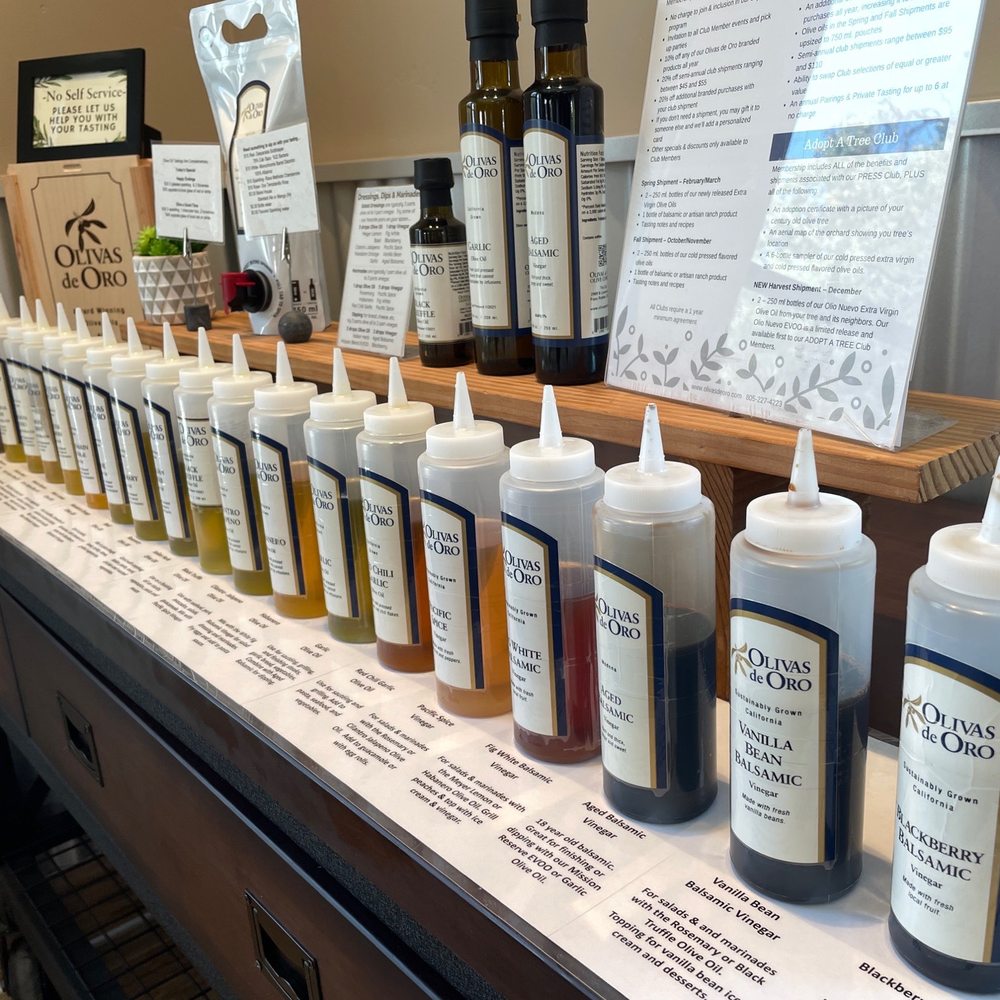 Olivas de Oro - Tasting table - Olive Oil Near Me - Paso Robles, California Olivas de Oro - Tasting table - Olive Oil Near Me - Paso Robles, California