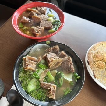 Lao Hu Tong - Chinese Near Me - Schaumburg, Illinois