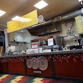Mombo's Pizza - Mombos front end - Pizza Near Me - Sebastopol, California Mombo's Pizza - Mombos front end - Pizza Near Me - Sebastopol, California