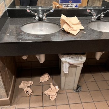 Texas Roadhouse - Filthy bathroom - Steakhouses Near Me - Plymouth, Massachusetts Texas Roadhouse - Filthy bathroom - Steakhouses Near Me - Plymouth, Massachusetts