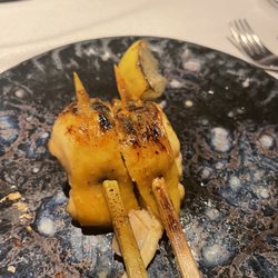 Restaurante Dani García - Chicken thigh skewer