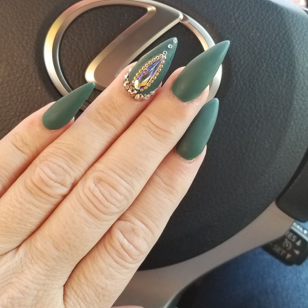 Unique Nail & Beauty Studio - Stunning matte stiletto nails by Jasmine for Thanksgiving! - Nail Salons Near Me - Long Beach, California Unique Nail & Beauty Studio - Stunning matte stiletto nails by Jasmine for Thanksgiving! - Nail Salons Near Me - Long Beach, California
