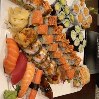 Sushi Para II - Sushi Bars Near Me - Chicago, Illinois