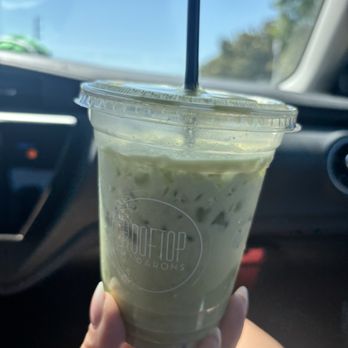 Rooftop Macarons - Matcha latte .. no matcha flavor .. vanilla flavored milk drink. - Macarons Near Me - Sacramento, California Rooftop Macarons - Matcha latte .. no matcha flavor .. vanilla flavored milk drink. - Macarons Near Me - Sacramento, California