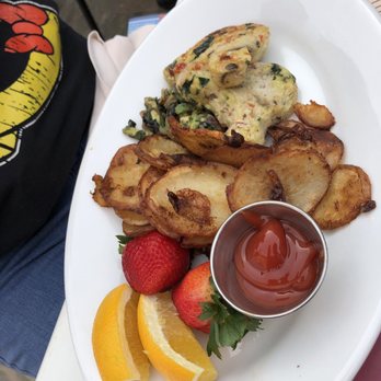 Carnation Cafe - Frittata - American Near Me - Anaheim, California