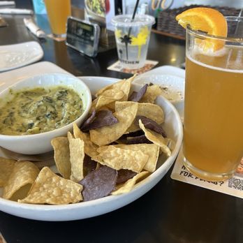 California Pizza Kitchen - SPINACH ARTICHOKE DIP - Pizza Near Me - Glendale, California