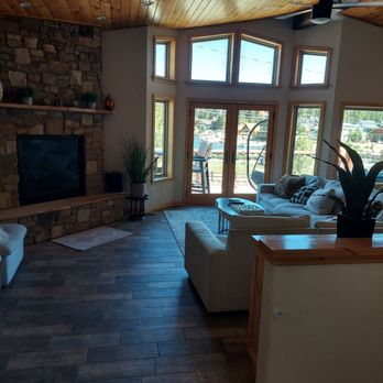 Big Bear Cool Cabins - Family room - Property Management Near Me - Big Bear Lake, California Big Bear Cool Cabins - Family room - Property Management Near Me - Big Bear Lake, California