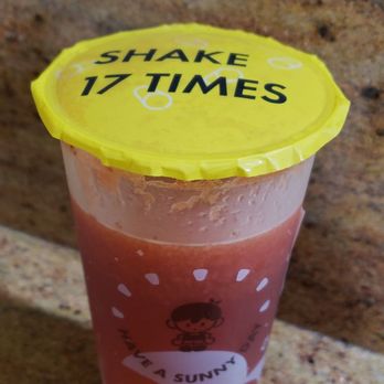 Sunright Tea Studio - Eastvale - Strawberry Fruit Tea - Bubble Tea Near Me - Eastvale, California