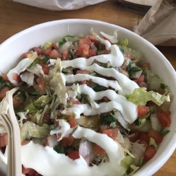 District Taco - Salad with chicken - Mexican Near Me - Alexandria, Virginia