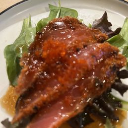 Peppered tuna