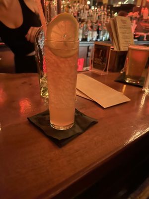 Golden Era Cocktail Bar and Lounge by null