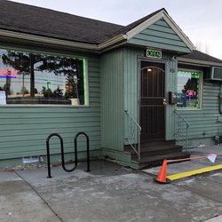 Plus Dispensary - Entrance