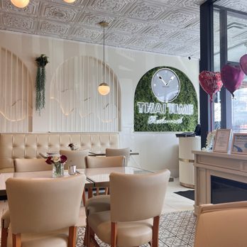 Thai Time Restaurant - Dining area - Thai Near Me - Fishers, Indiana