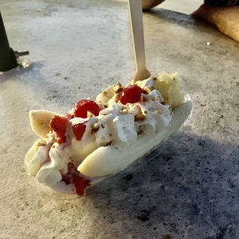 Beachside Creamery - Perfect spot for a banana split on a hot summer Melbourne Beach night. Closes at 8:30 am. The lady making the ice-cream was very sweet. - Ice Cream & Frozen Yogurt Near Me - Melbourne Beach, Florida Beachside Creamery - Perfect spot for a banana split on a hot summer Melbourne Beach night. Closes at 8:30 am. The lady making the ice-cream was very sweet. - Ice Cream & Frozen Yogurt Near Me - Melbourne Beach, Florida