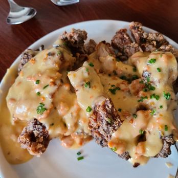 Musang Seattle - Fried Chicken with gravy - Filipino Near Me - Seattle, Washington Musang Seattle - Fried Chicken with gravy - Filipino Near Me - Seattle, Washington