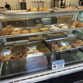 CroBean - Interior - Coffee & Tea Near Me - Alpine, California