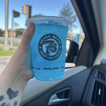7 Brew Coffee - Brew lagoon - Coffee & Tea Near Me - Naperville, Illinois