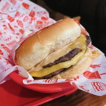 Lil Woody's - Lil Dub Dub - Burgers Near Me - Seattle, Washington