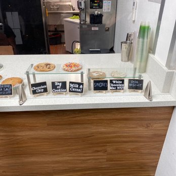 Edible - Desserts Near Me - Honolulu, Hawaii Edible - Desserts Near Me - Honolulu, Hawaii