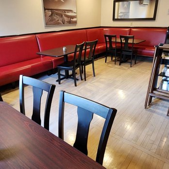 The Town Tavern - Dining room - Burgers Near Me - East Hampton, Connecticut The Town Tavern - Dining room - Burgers Near Me - East Hampton, Connecticut