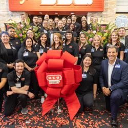 H-E-B - McKinney Partners at grand opening