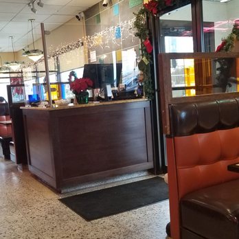 Acropolis Diner Restaurant - Diners Near Me - Hamden, Connecticut Acropolis Diner Restaurant - Diners Near Me - Hamden, Connecticut