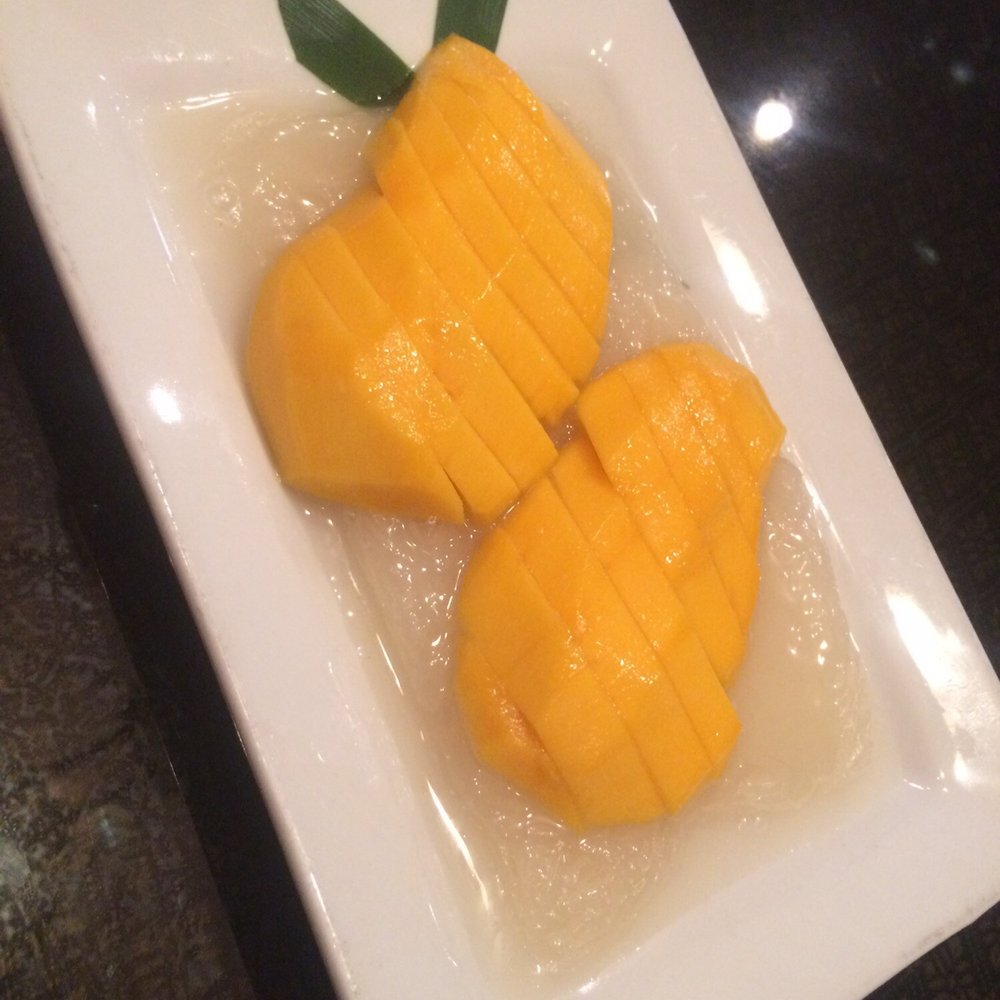 Manee Thai Restaurant - Thai Near Me - Ballwin, Missouri