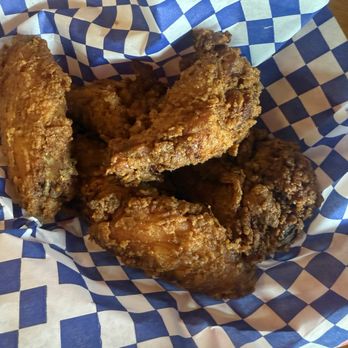 Frank's Famous Chicken & Waffles - Chicken wings - Soul Food Near Me - Albuquerque, New Mexico Frank's Famous Chicken & Waffles - Chicken wings - Soul Food Near Me - Albuquerque, New Mexico