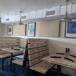 Wickies Lighthouse Restaurant - Indoor seating