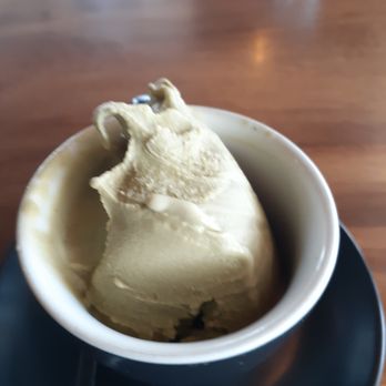 A Modo Mio - Single scoop pistachio ice cream - Italian Near Me - Mesa, Arizona