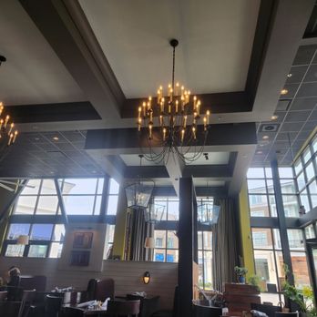 Honeywood - Interior - Bars Near Me - Lexington, Kentucky