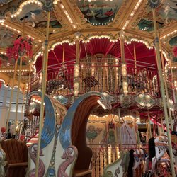 Carousel. Sunrise Mall