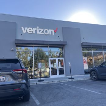 Verizon - Actual store front. - Mobile Phones Near Me - San Jose, California Verizon - Actual store front. - Mobile Phones Near Me - San Jose, California