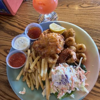 Wipeout Bar & Grill - calamari - Burgers Near Me - San Francisco, California Wipeout Bar & Grill - calamari - Burgers Near Me - San Francisco, California