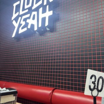Chicken and the Wolf - Decor - Sandwiches Near Me - Tulsa, Oklahoma