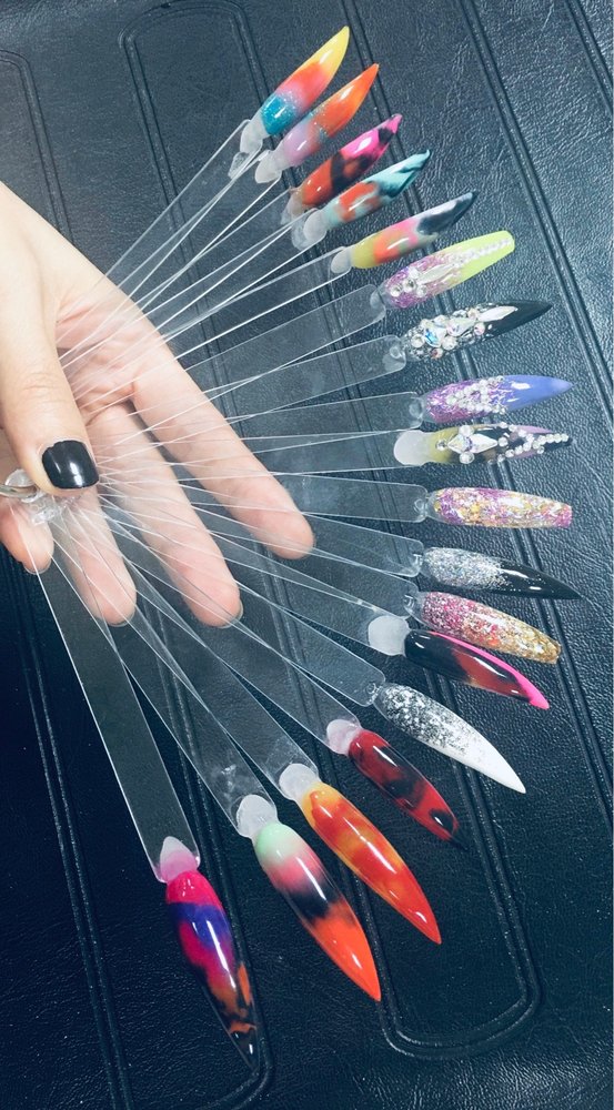 HIGHLAND NAILS Updated September 2024 15 Photos 12027 Woodward