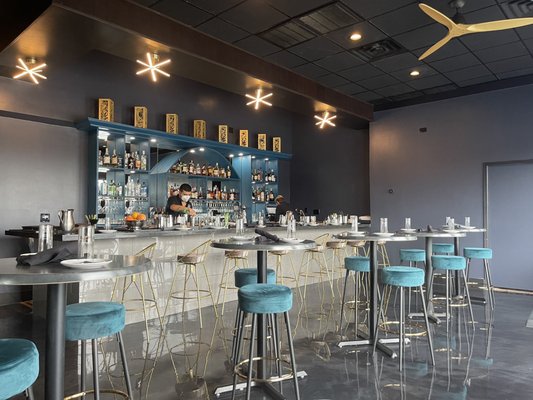 DASHI Chinese Kitchen + Bar by null