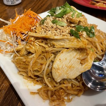 Thai Wisdom Bistro - Chicken pad Thai - Thai Near Me - Kirkland, Washington Thai Wisdom Bistro - Chicken pad Thai - Thai Near Me - Kirkland, Washington