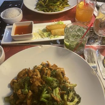 Peking Pavilion - Chicken and Broccoli Sauteed Asparagus w. Garlic Vegetable egg roll - Chinese Near Me - Manalapan Township, New Jersey Peking Pavilion - Chicken and Broccoli Sauteed Asparagus w. Garlic Vegetable egg roll - Chinese Near Me - Manalapan Township, New Jersey
