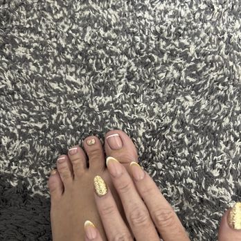 Ivy Nails & Spa - Full set and pedi - Nail Salons Near Me - Wichita, Kansas