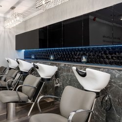 Valon Salon & Spa - Shampoo Area